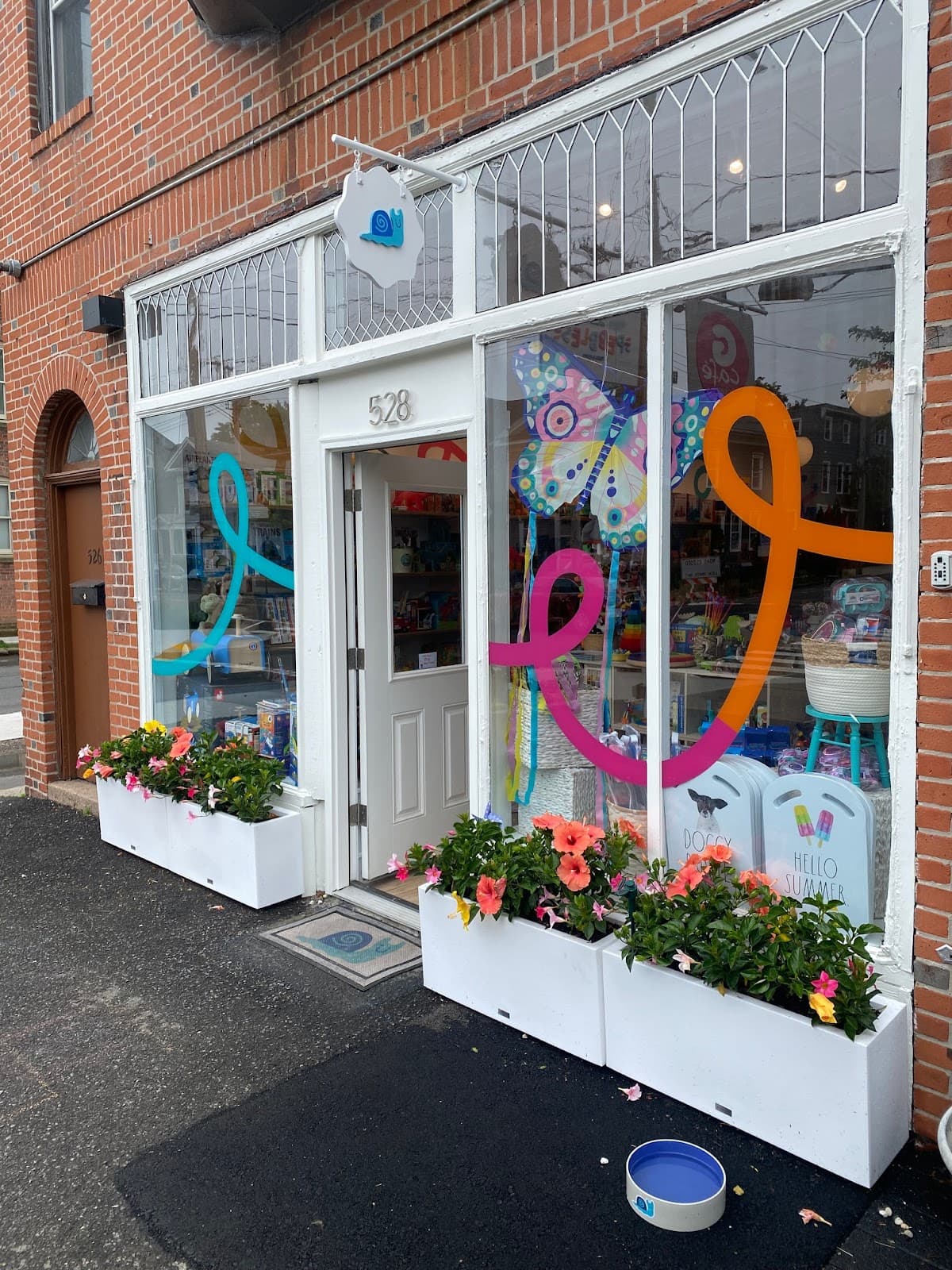 Pebbles Toys and Gifts in New Haven, Connecticut