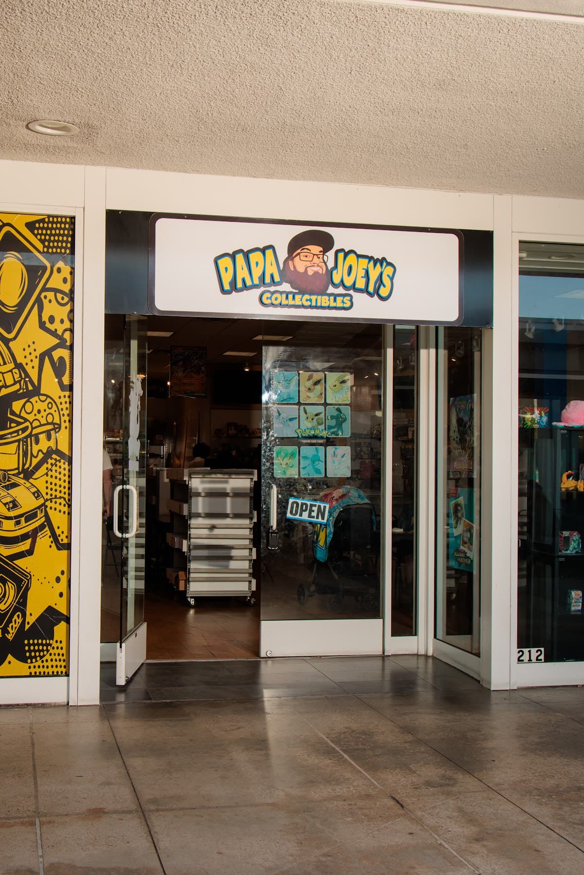 Papa Joey's Collectibles in San Diego, California