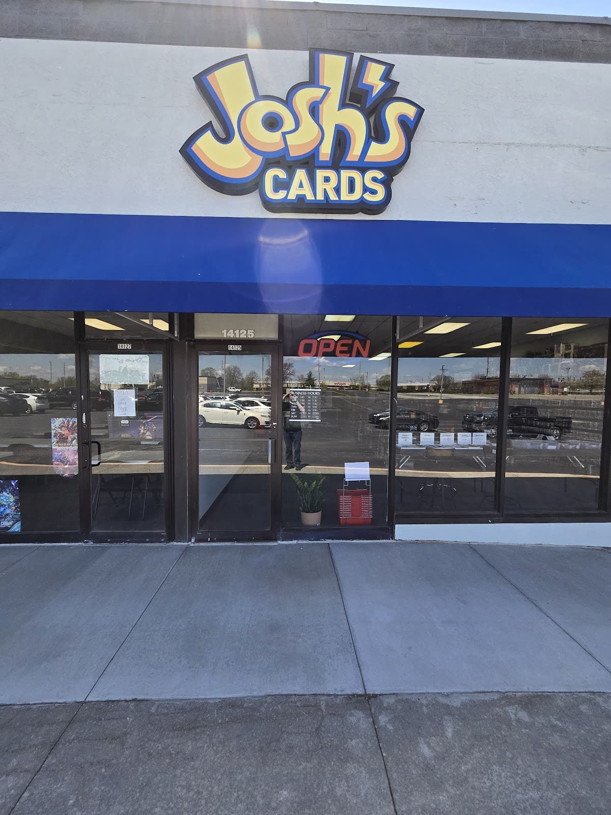 Josh's Cards in Kansas City, Missouri