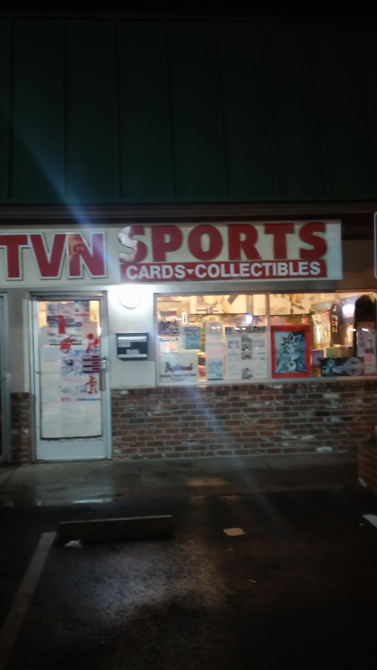 TVN Sports Cards & Collectibles in Fresno, California