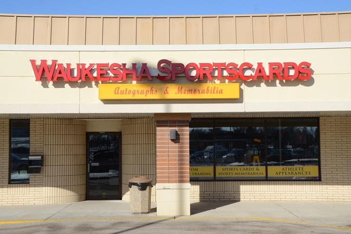 Waukesha Sportscards in Milwaukee, Wisconsin