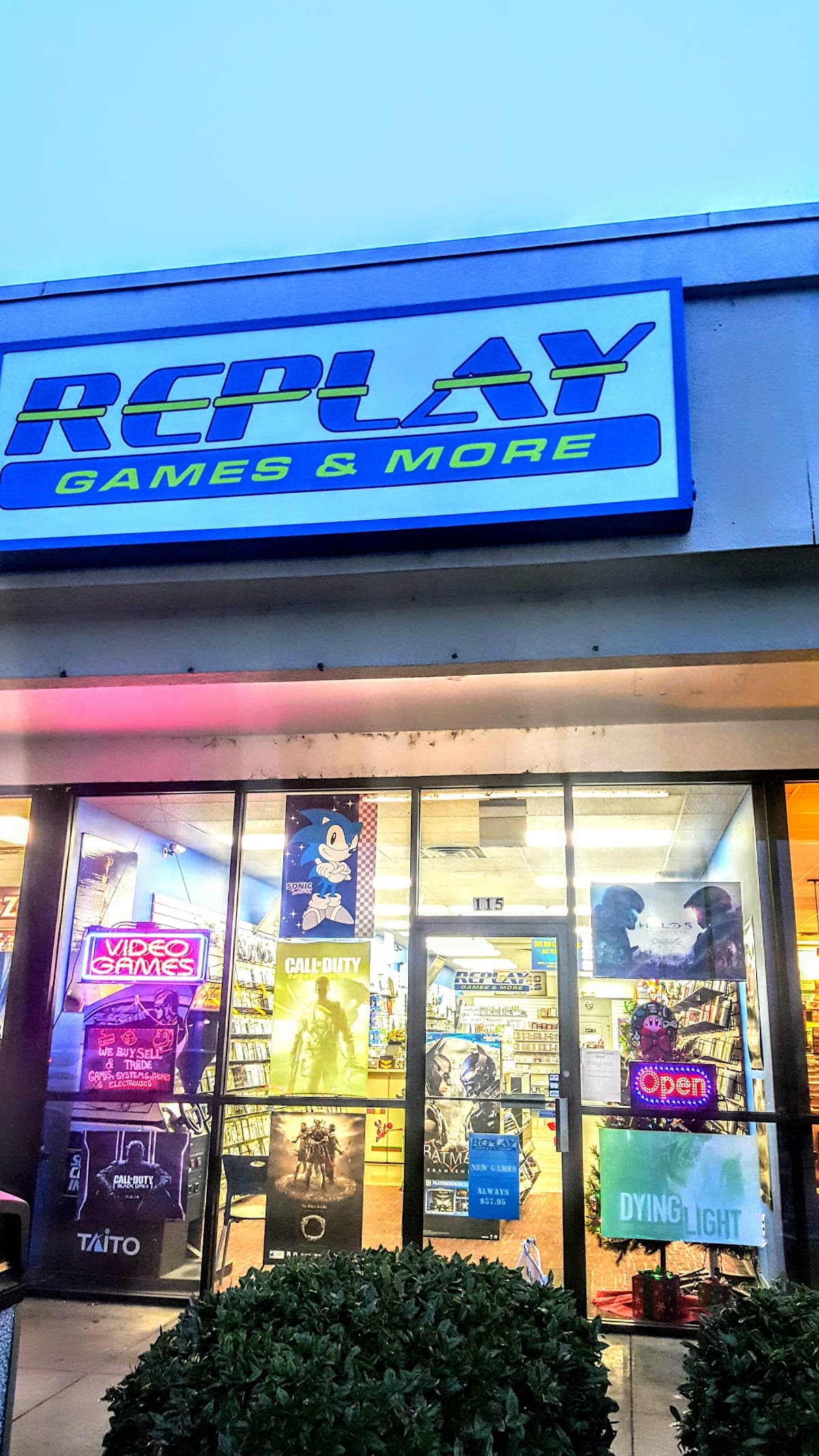 Replay Games in Knoxville, Tennessee