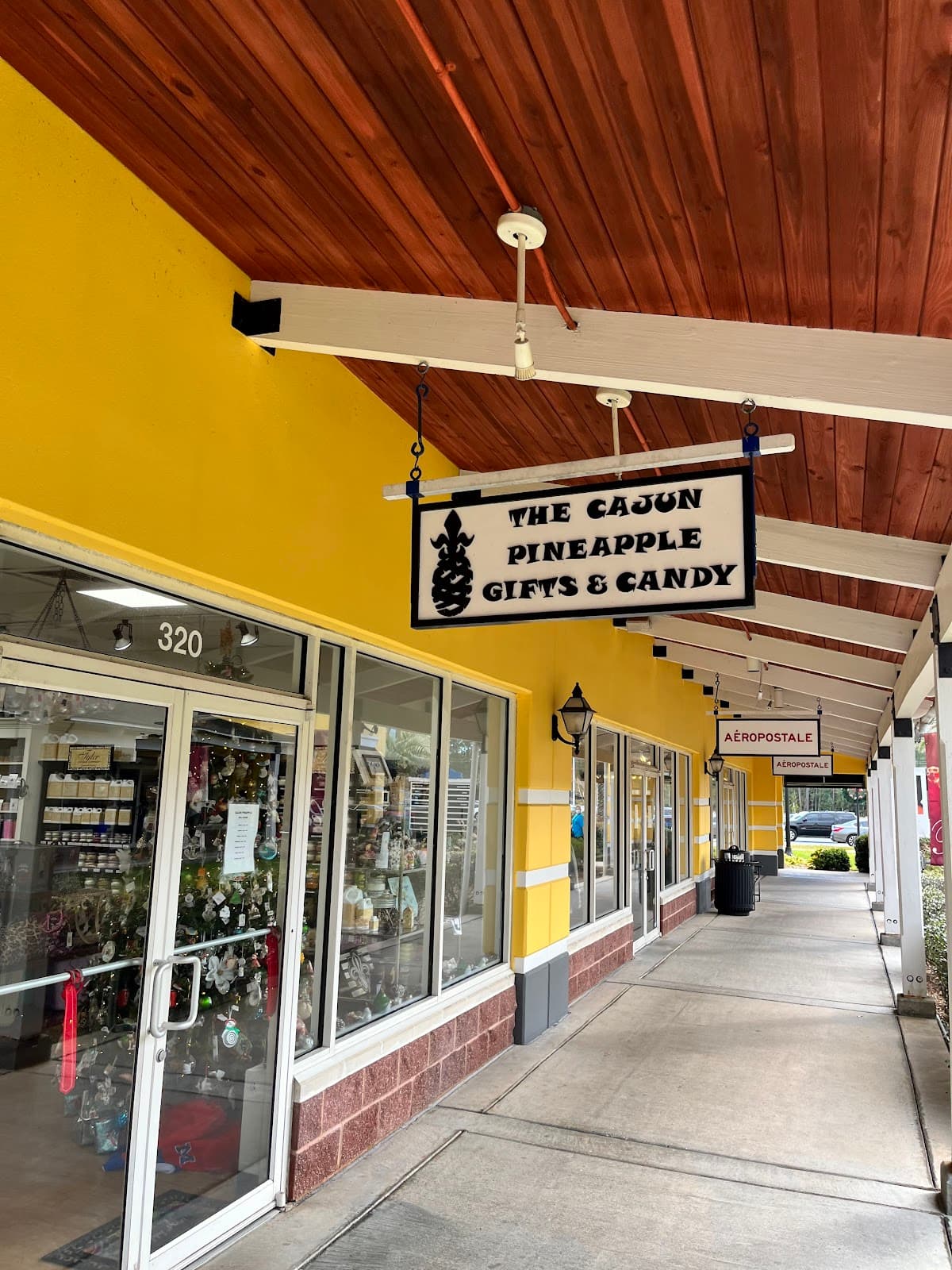 P&T Trading Cards & Collectibles in Gulfport, Mississippi