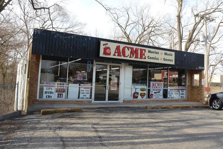 Acme Comics & Books in Peoria, Illinois
