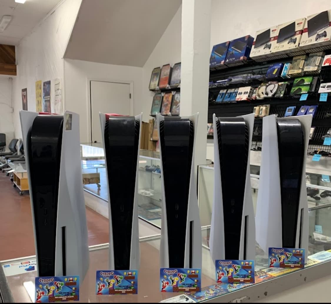 Cyborg Games & Repairs in Fresno, California