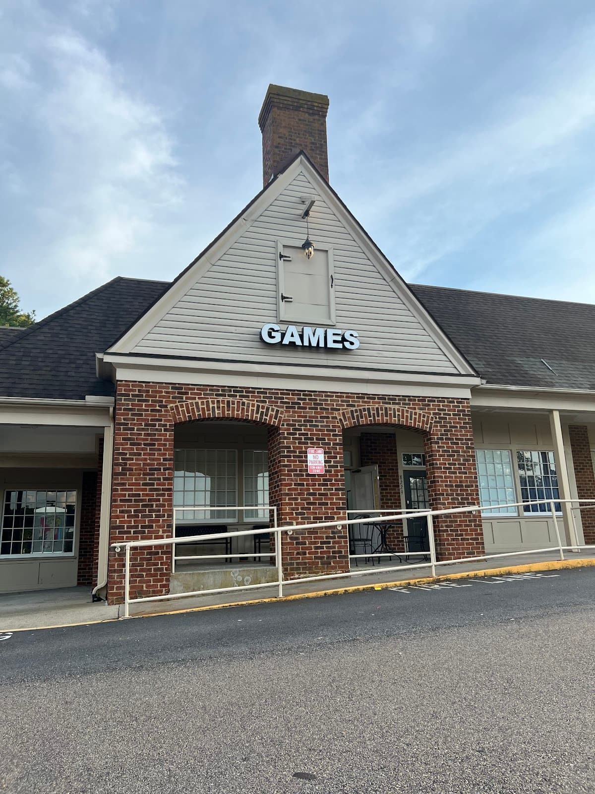 Mulligans Trading Cards & Collectibles in Richmond, Virginia