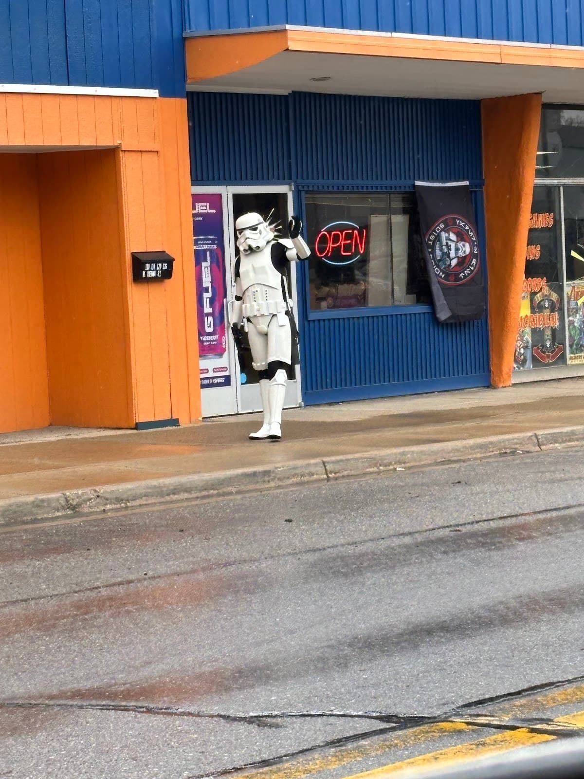 Collectibles Unlimited Clio in Flint, Michigan