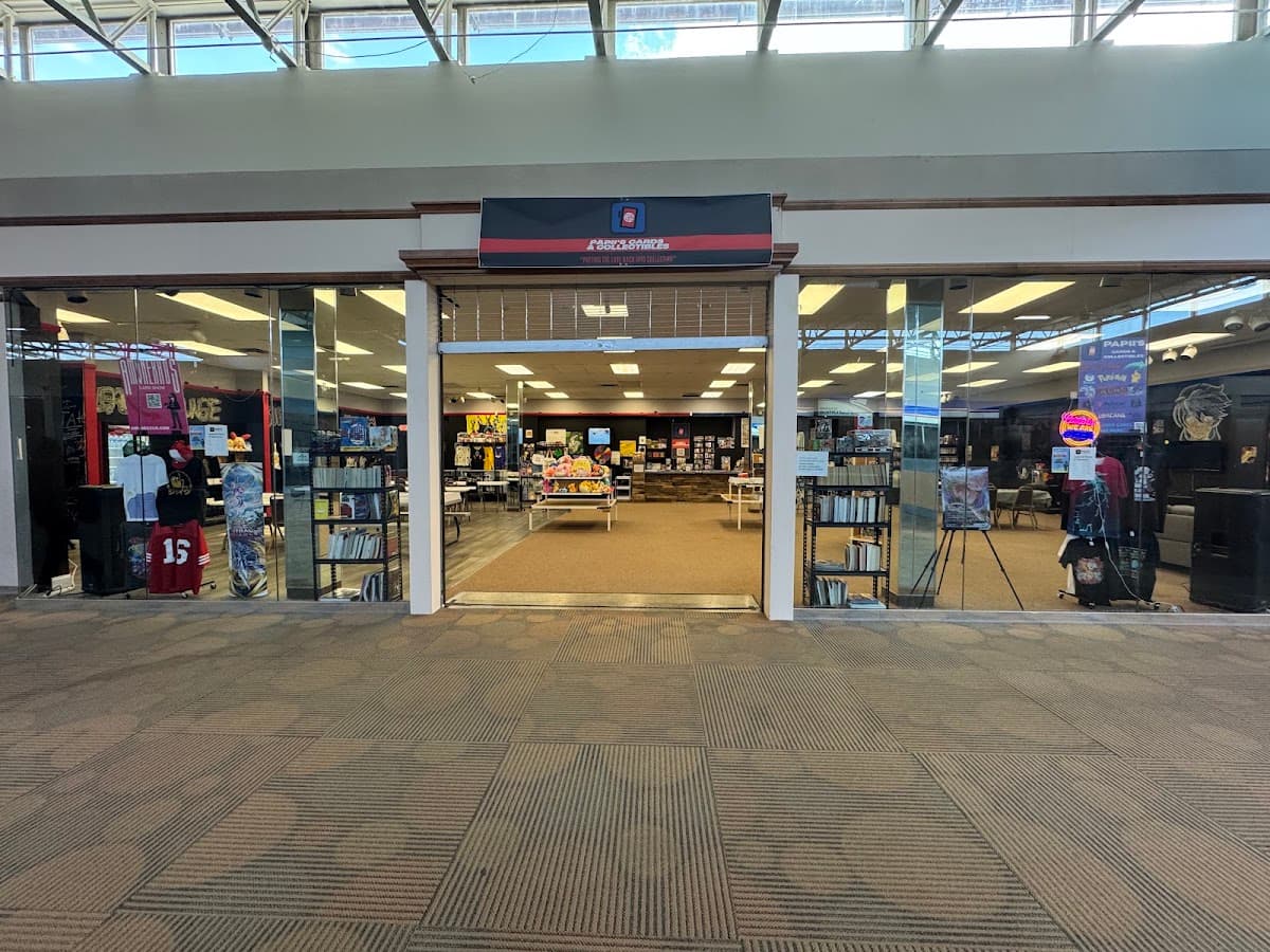 Papiis Cards & Collectibles in Grand Rapids, Michigan