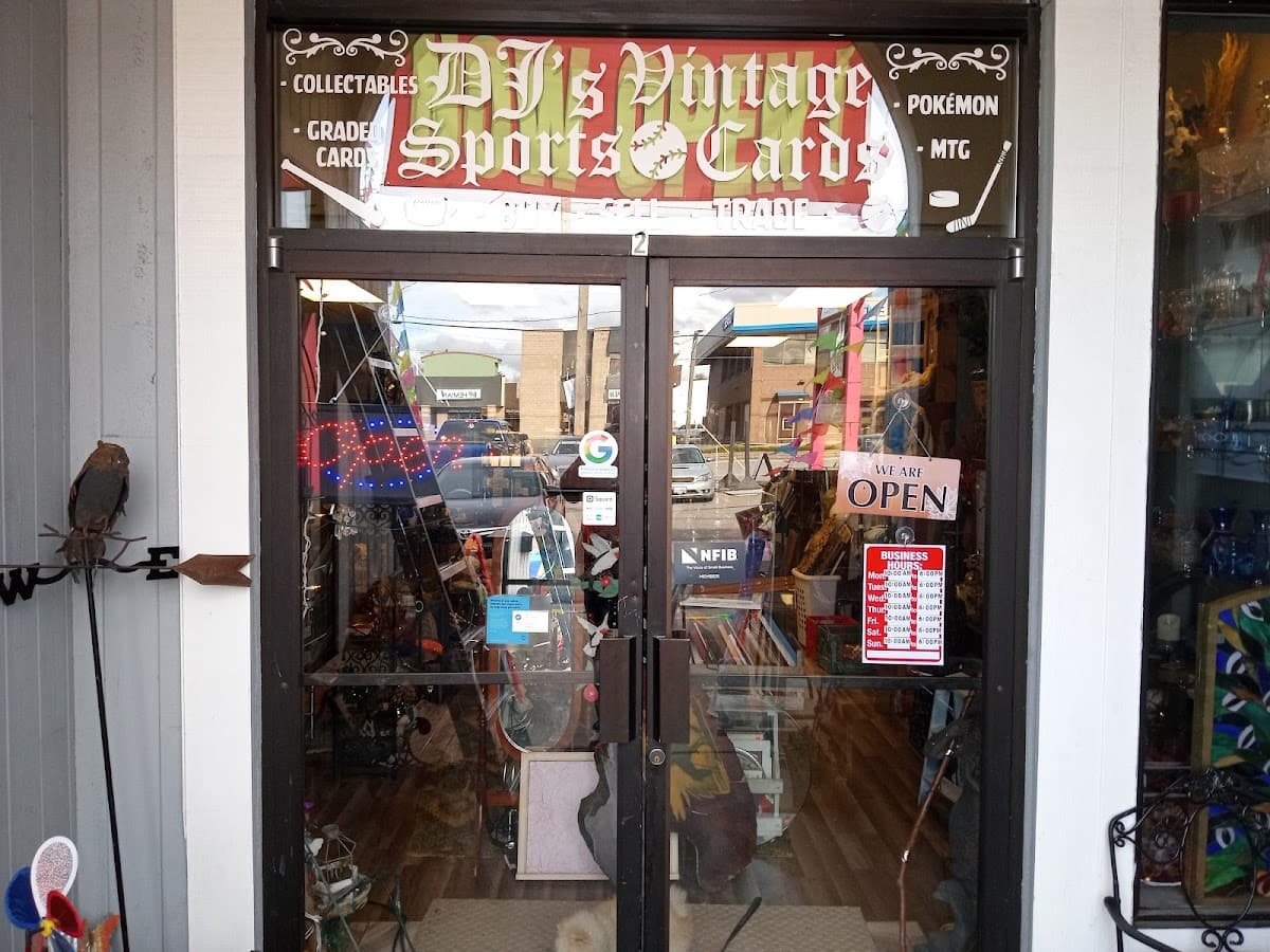 DJ's vintage sports cards in Spokane, Washington