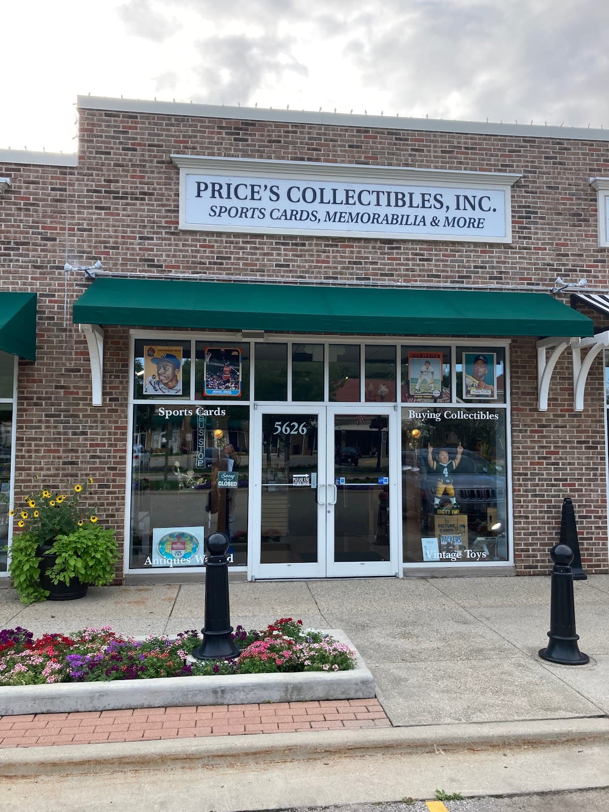 Price's Collectibles in Milwaukee, Wisconsin