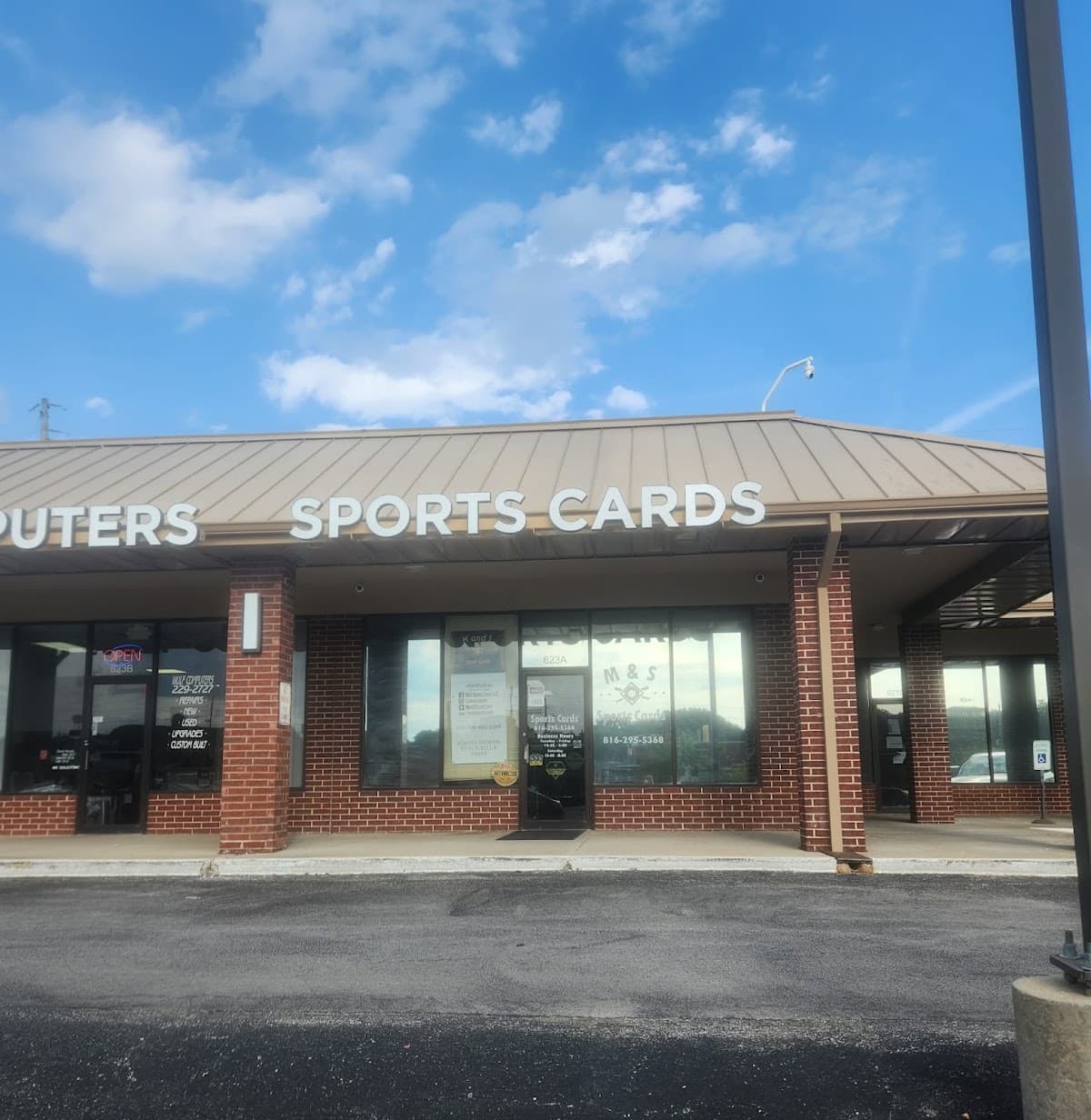 M and S Sports Cards in Kansas City, Missouri