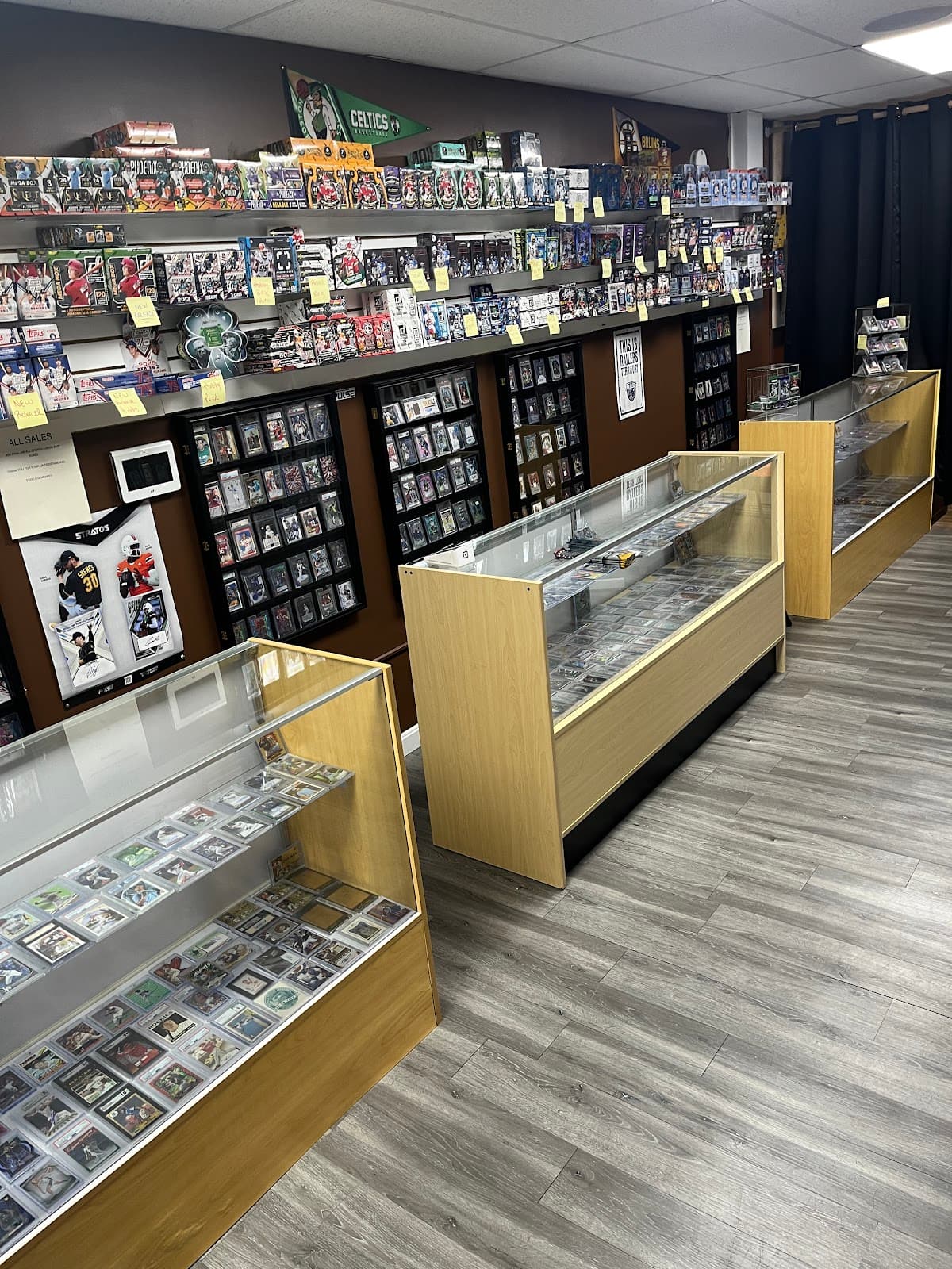 Legendary Sports Collectibles in Worcester, Massachusetts