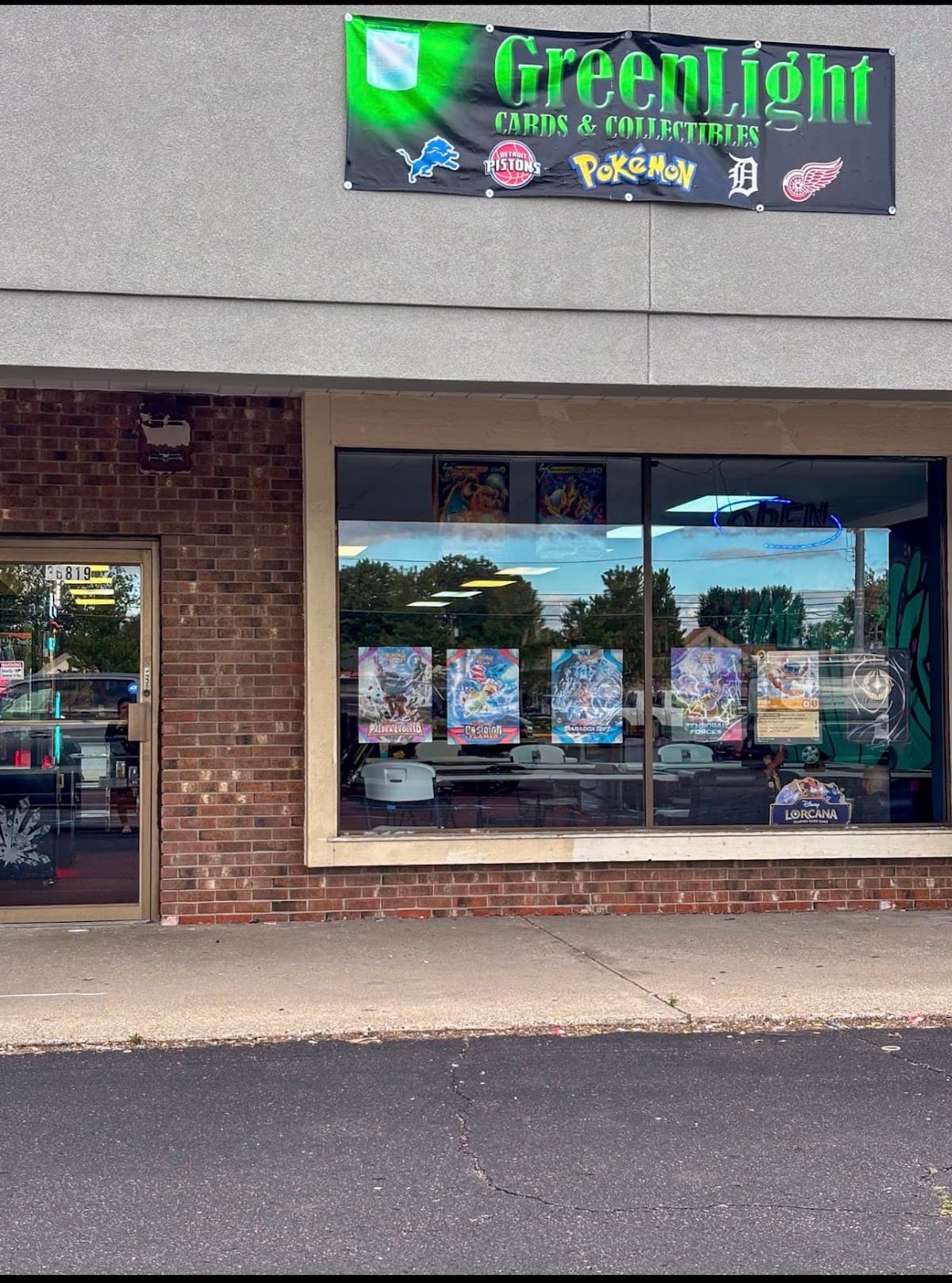 GreenLight Cards and Collectibles in Detroit, Michigan