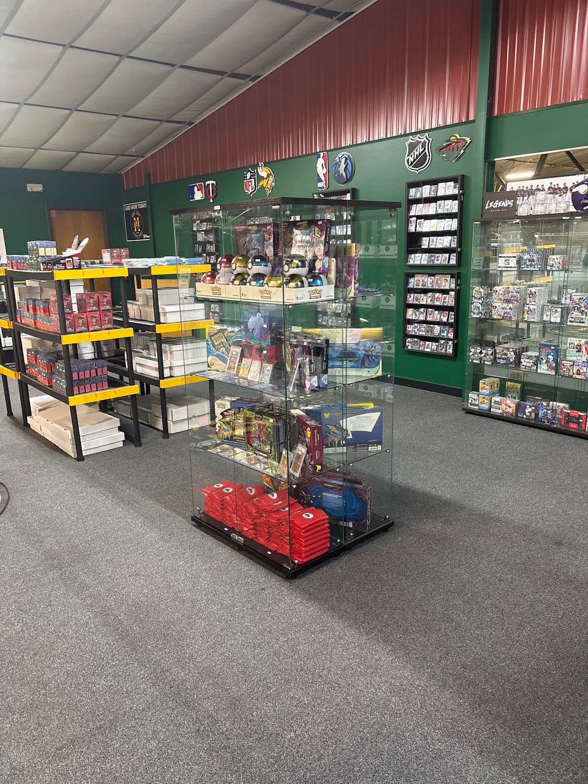 Med City Sports Cards in Rochester, Minnesota