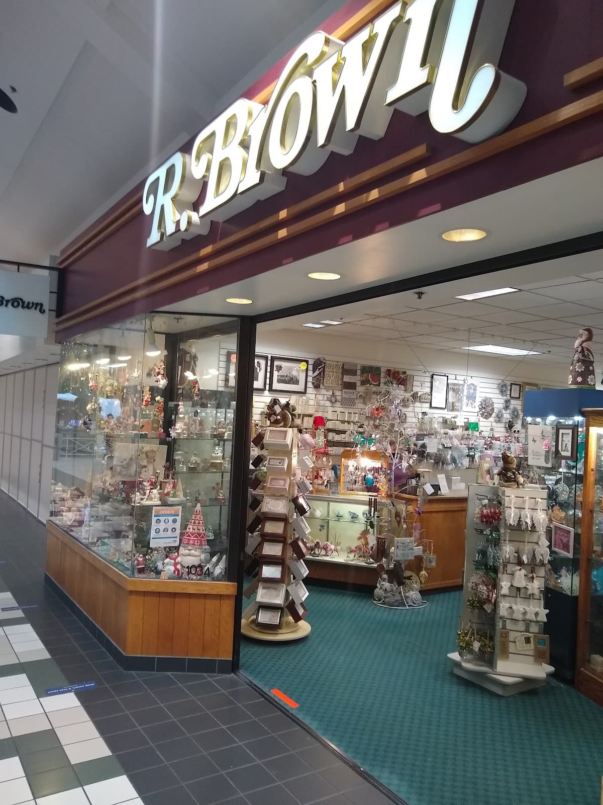R. Brown Collectibles in Spokane, Washington
