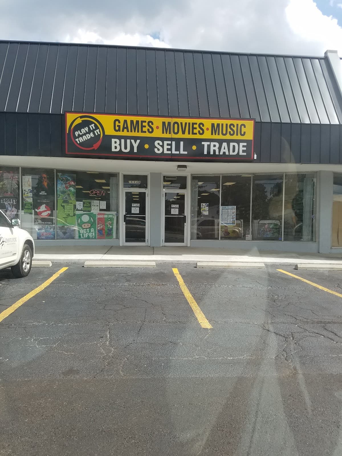 Play It! Games, Movies, & Music / Play It Trade It in Columbus, Ohio