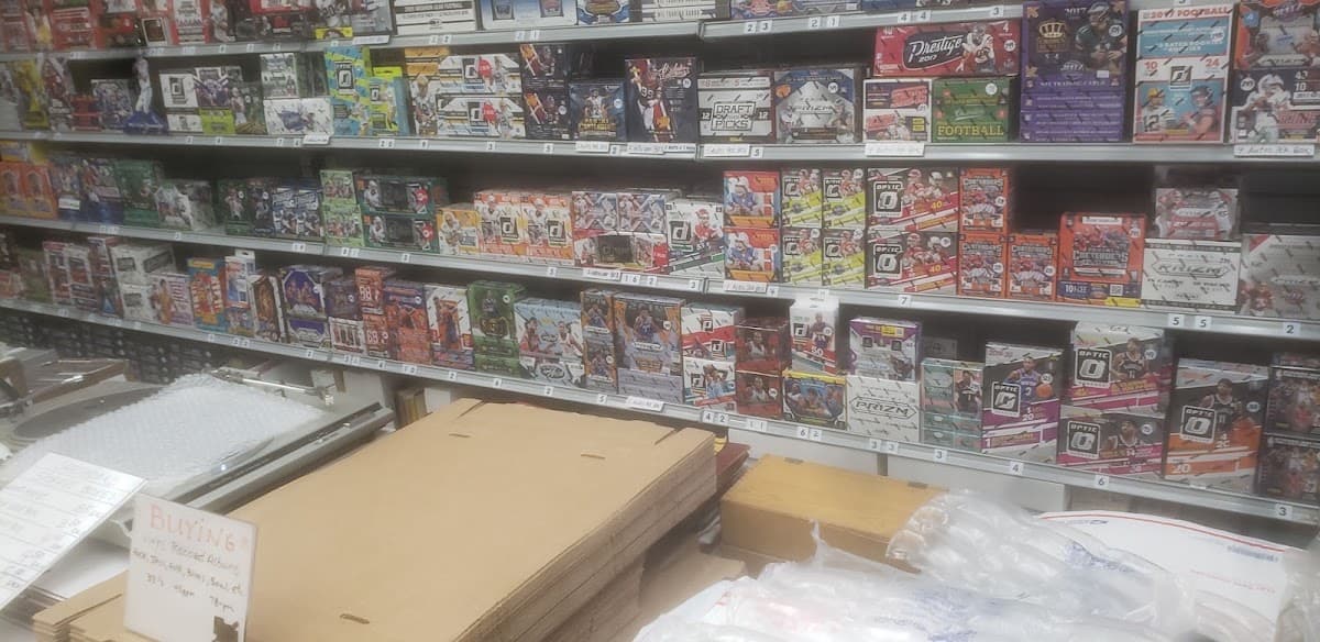 Southpaw Sports Cards in Syracuse, New York