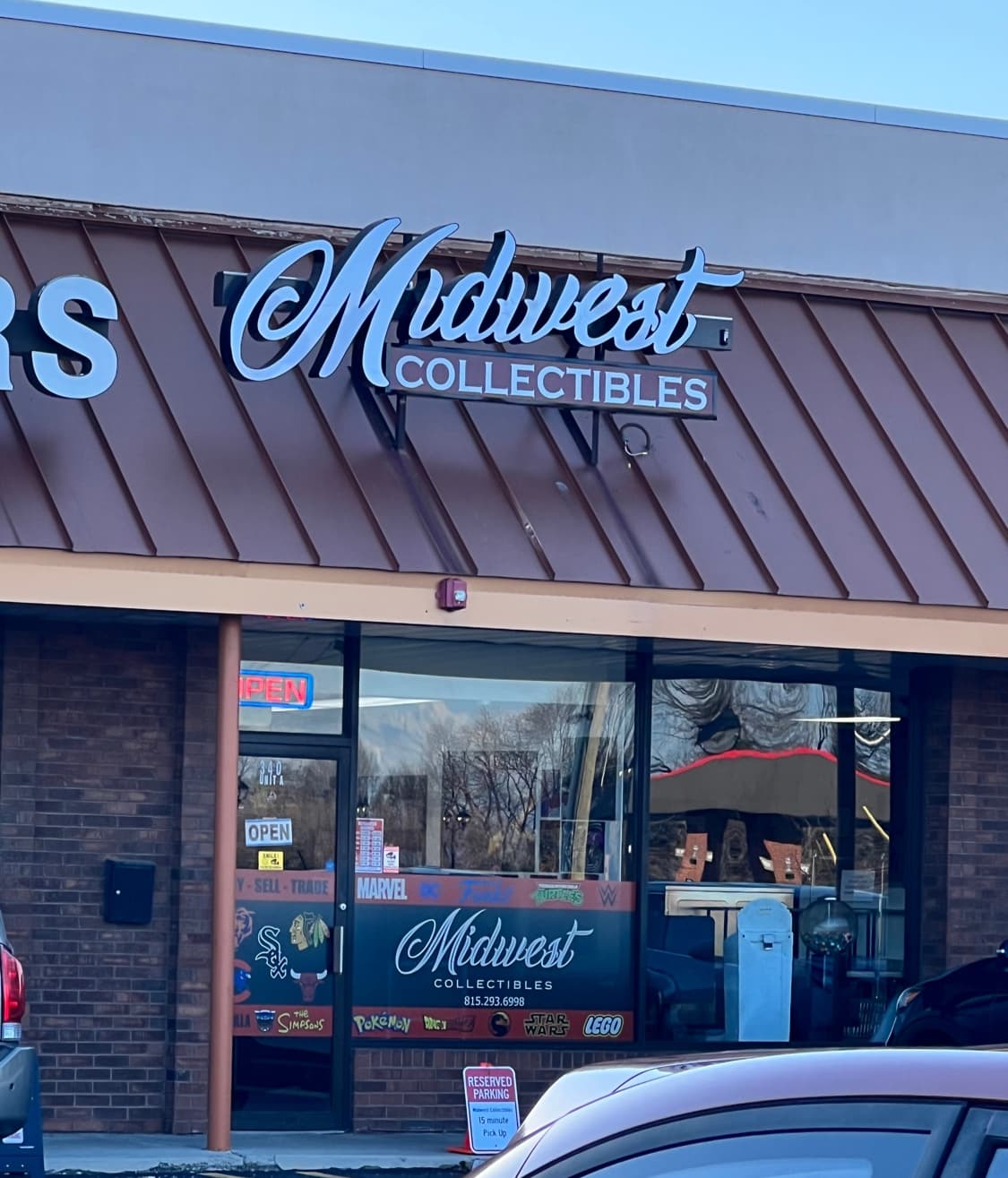 Midwest Collectibles LLC in Aurora, Illinois