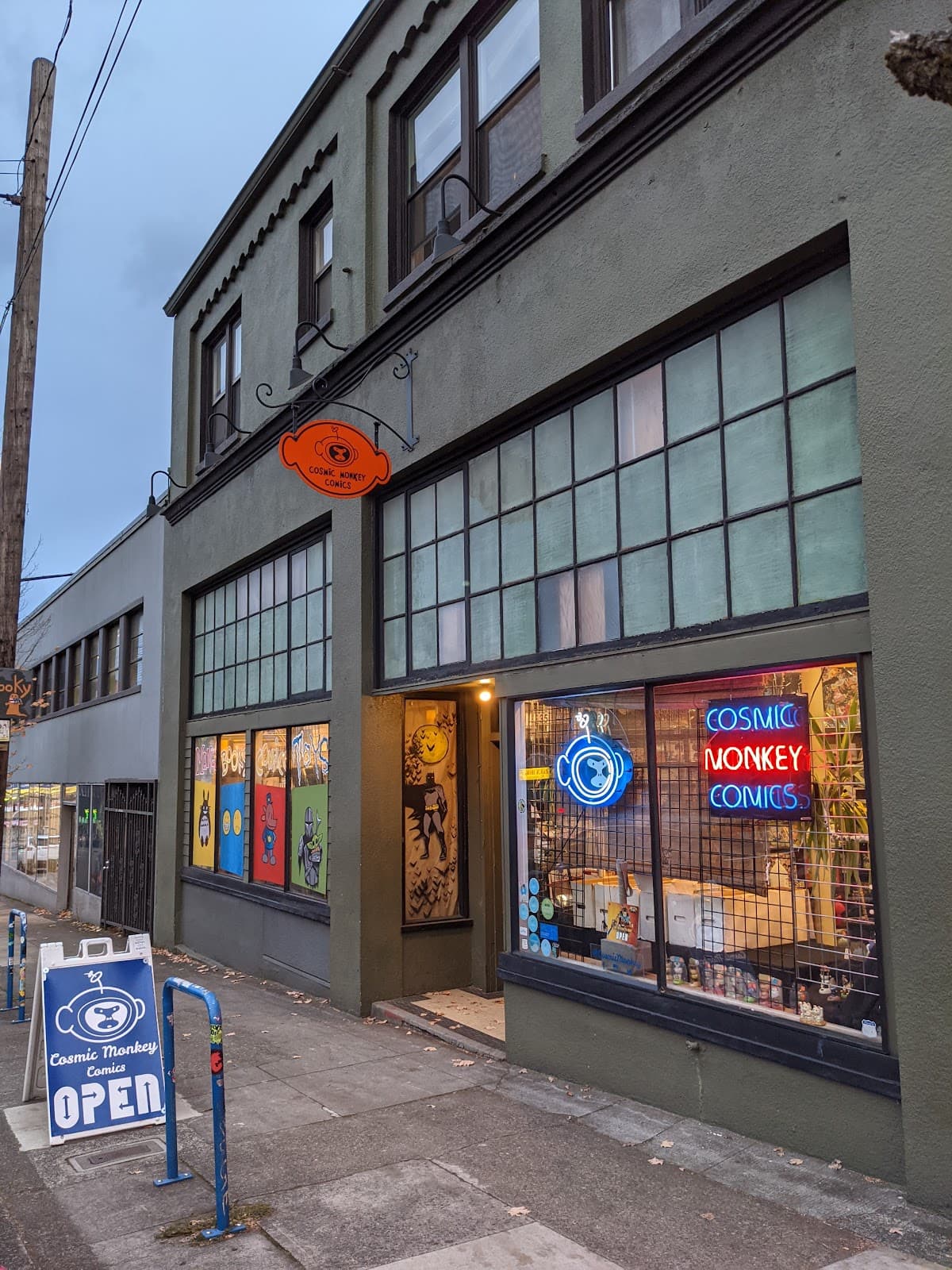 Cosmic Monkey Comics in Portland, Oregon