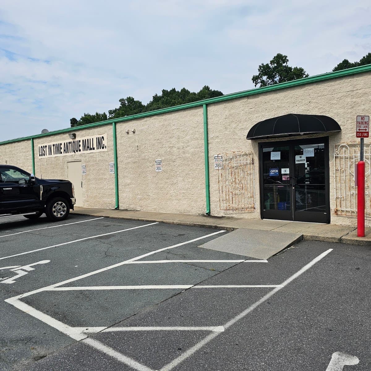 Keymaster Comics & Cards in Winston-Salem, North Carolina