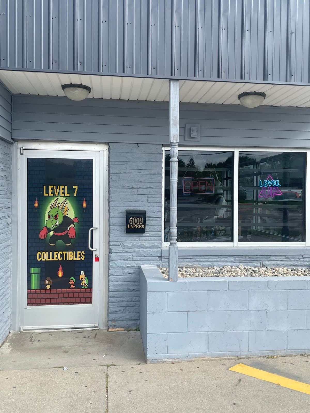 Level 7 Collectibles in Flint, Michigan