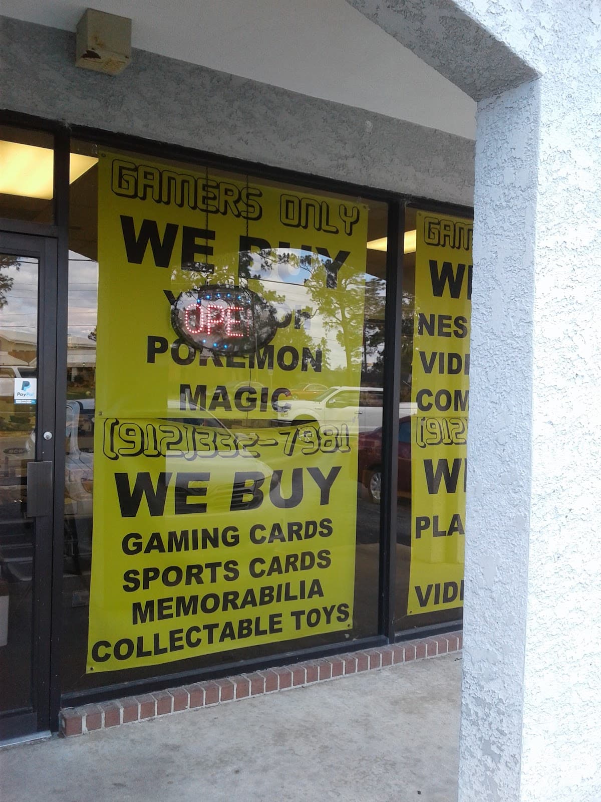 Gamers Only in Hinesville & Fort Stewart Retro Trading Cards Video Games Sports Cards & Comics in Savannah, Georgia