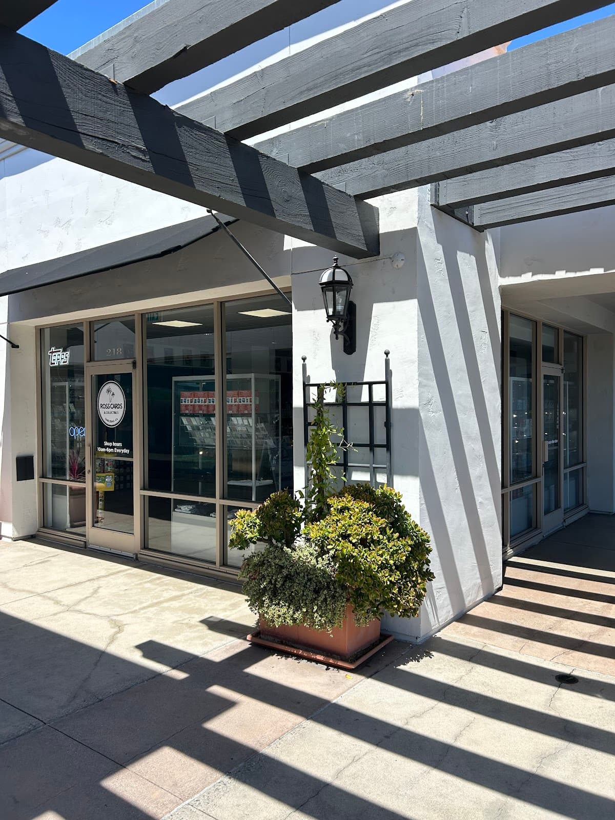 Ross Cards & Collectibles in San Diego, California