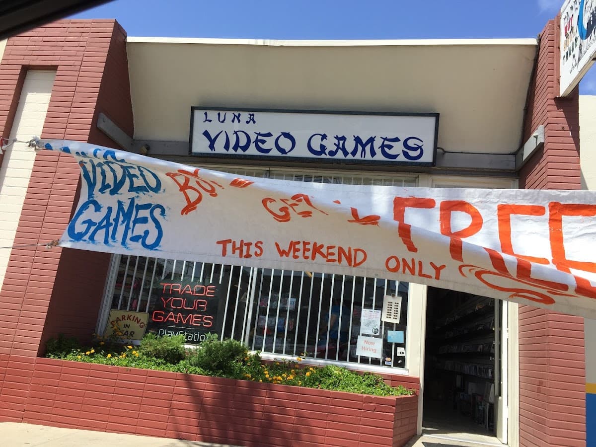 Luna Video Games in San Diego, California